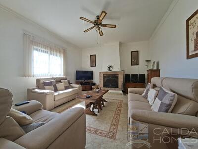 Villa Freesia : Resale Villa in Partaloa, Almería