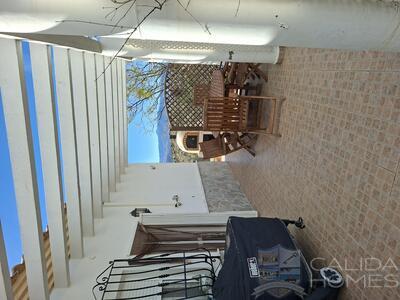 Villa Freesia : Resale Villa in Partaloa, Almería