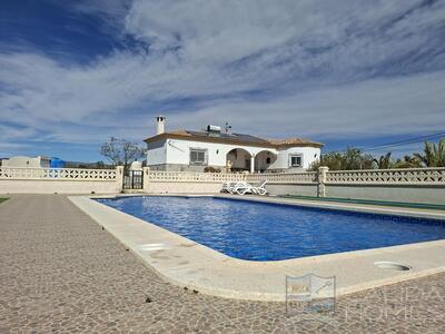 Villa Freesia : Resale Villa in Partaloa, Almería