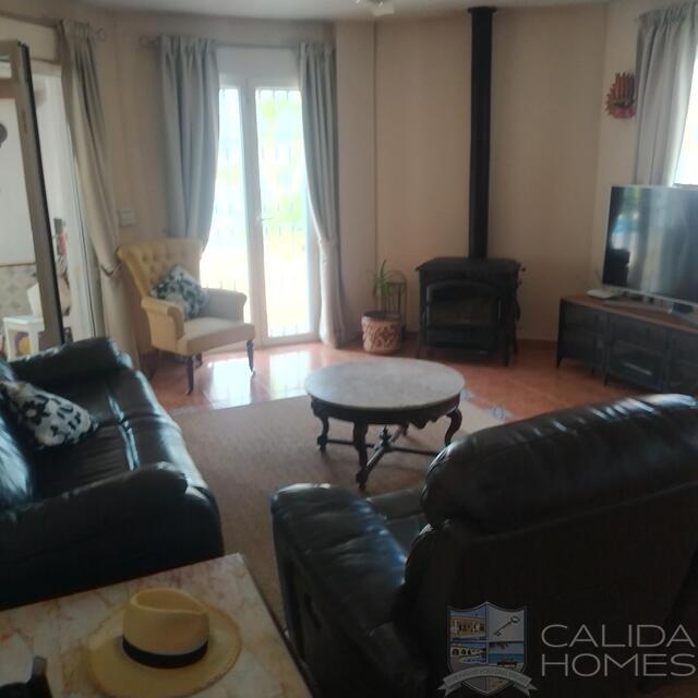 Villa Gardenia : Resale Villa for Sale in Arboleas, Almería