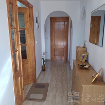 Villa Geranium : Resale Villa in Zurgena, Almería