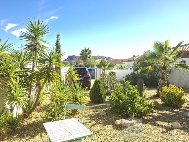 Villa Gerbera: Revente Villa à vendre à Arboleas, Almería
