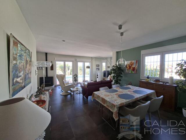 Villa Gerbera: Revente Villa à vendre à Arboleas, Almería