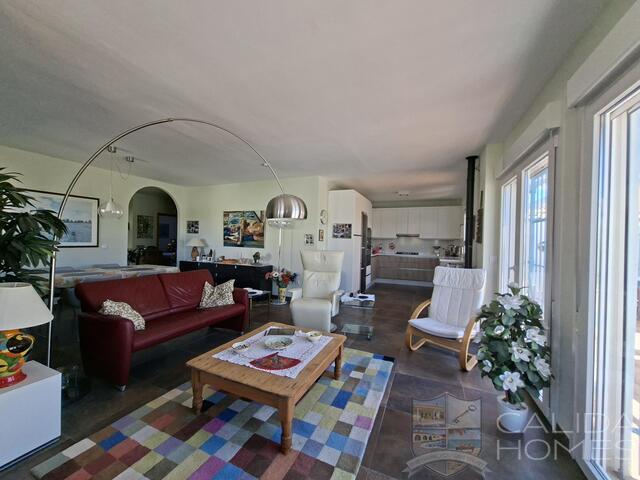 Villa Gerbera: Revente Villa à vendre à Arboleas, Almería