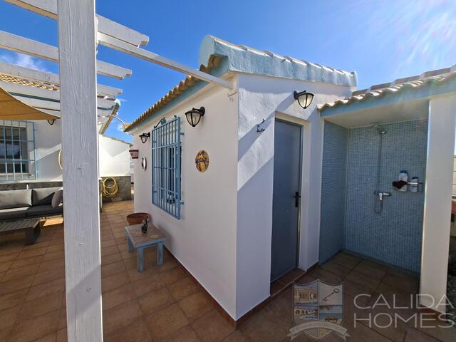 Villa Gerbera: Revente Villa à vendre à Arboleas, Almería