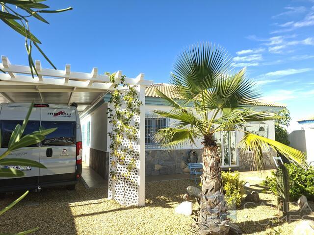 Villa Gerbera: Revente Villa à vendre à Arboleas, Almería
