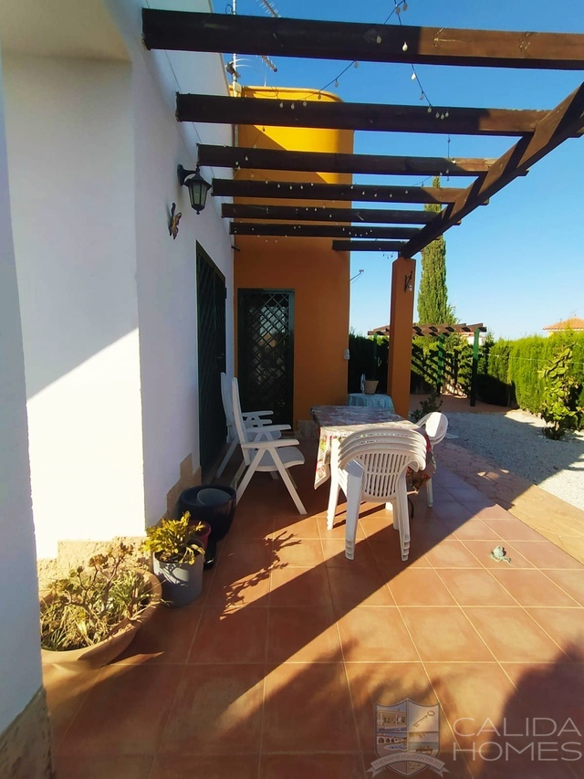 Villa Gladioli : Resale Villa for Sale in La Alfoquia, Almería