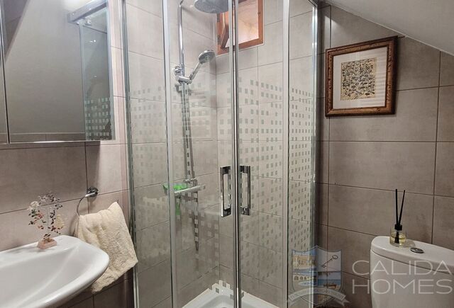 Casa Guapa: Detached Character House for Sale in Albox, Almería