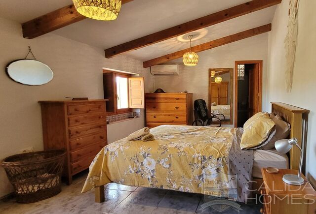 Casa Guapa: Detached Character House for Sale in Albox, Almería
