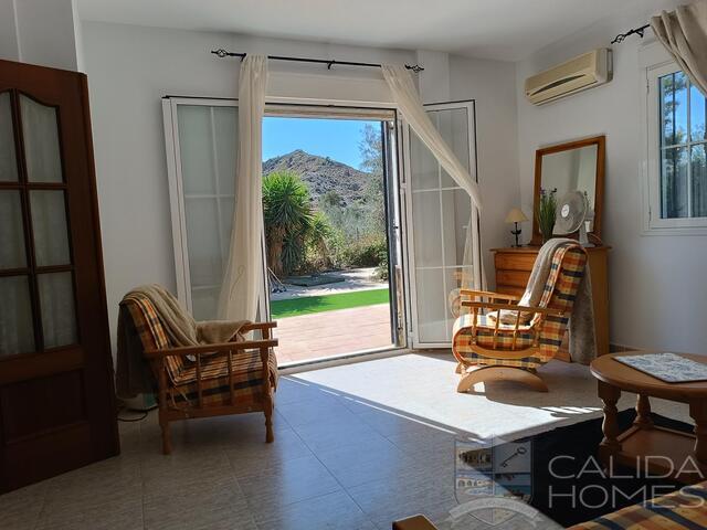 Villa Harmony: Resale Villa for Sale in Arboleas, Almería