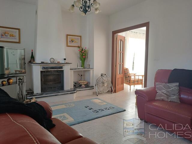 Villa Harmony: Resale Villa for Sale in Arboleas, Almería