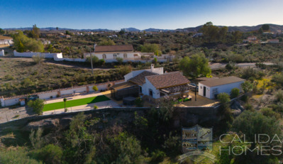 Villa Helena: Resale Villa in Arboleas, Almería