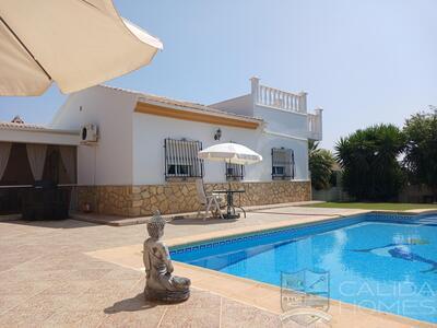Villa Hibiscus : Resale Villa in Arboleas, Almería