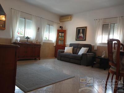 Villa Hibiscus : Resale Villa in Arboleas, Almería