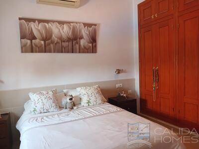Villa Hibiscus : Resale Villa in Arboleas, Almería