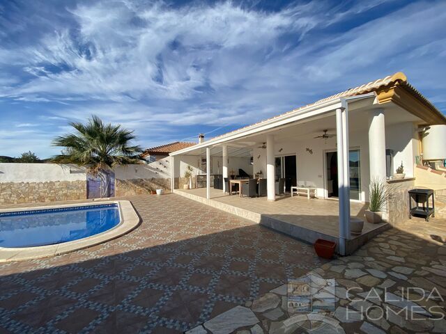 Villa Hibiscus -New: Resale Villa for Sale in Arboleas, Almería