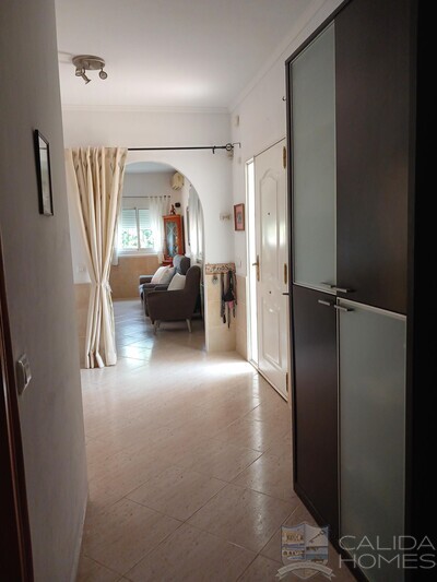 Villa Hibiscus : Resale Villa in Arboleas, Almería