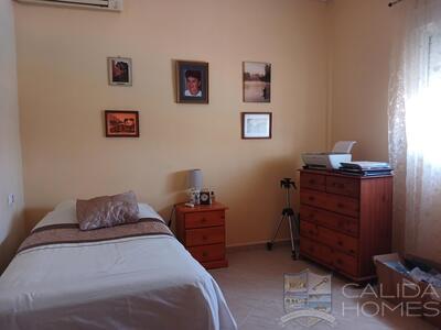 Villa Hibiscus : Resale Villa in Arboleas, Almería