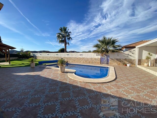 Villa Hibiscus -New: Resale Villa for Sale in Arboleas, Almería