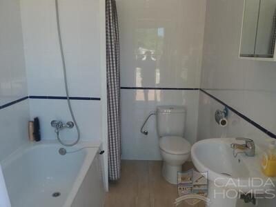 Villa Hibiscus: Resale Villa in El Chopo, Almería