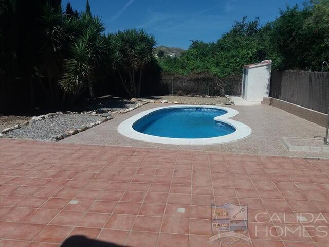 Villa Hibiscus: Resale Villa for Sale in El Chopo, Almería