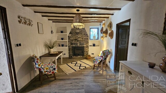 Villa Indalo : Resale Villa for Sale in Huercal-Overa, Almería