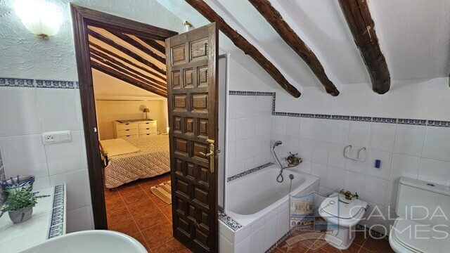 Villa Indalo : Resale Villa for Sale in Huercal-Overa, Almería