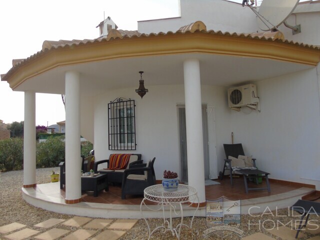 Villa  Jacinta: Resale Villa for Sale in Arboleas, Almería