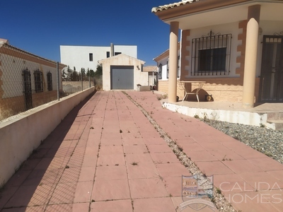 Villa Jane: Resale Villa in Arboleas, Almería