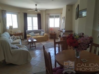 Villa Jane: Resale Villa in Arboleas, Almería