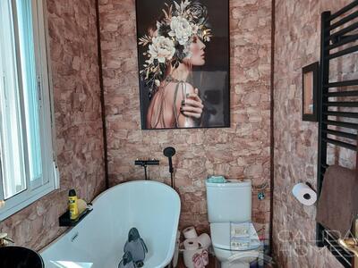 Villa Jasmine : Resale Villa in Partaloa, Almería