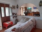 Villa Jen: Resale Villa for Sale in Oria, Almería