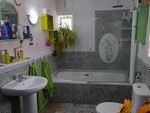 Villa Jen: Resale Villa for Sale in Oria, Almería