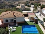 Villa Joya : Resale Villa for Sale in Cantoria, Almería