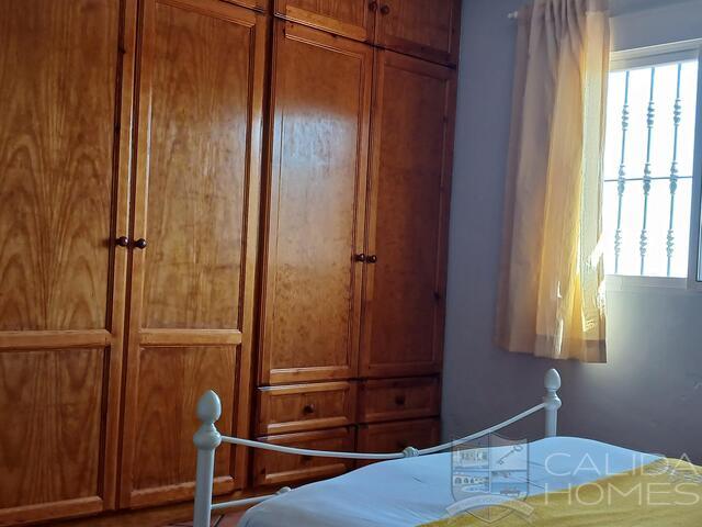 Villa Joya : Resale Villa for Sale in Cantoria, Almería