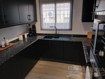 Villa Kristabell: Resale Villa in Zurgena, Almería