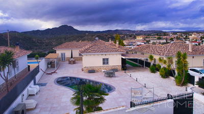 Villa Kristabell: Resale Villa in Zurgena, Almería
