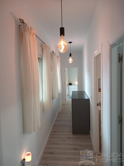 Villa Kristabell: Resale Villa in Zurgena, Almería