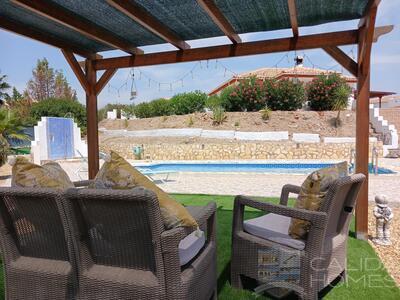 Villa Lavender : Resale Villa in La Piedra Amarilla, Almería