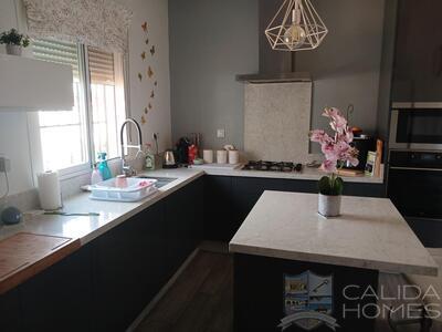 Villa Lavender : Resale Villa in La Piedra Amarilla, Almería