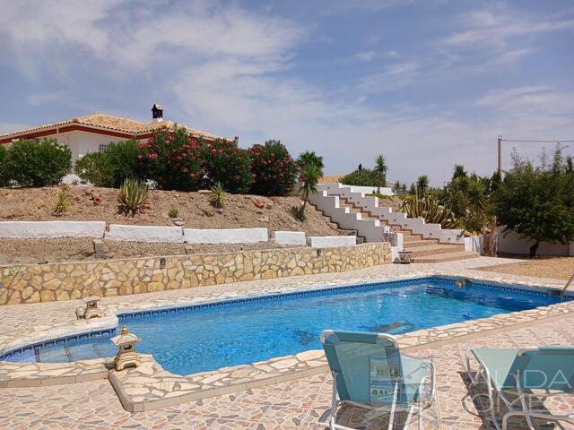 Villa Lavender : Resale Villa for Sale in La Piedra Amarilla, Almería