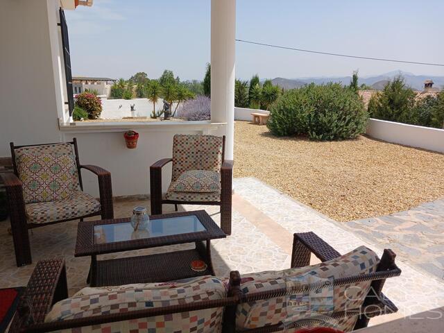 Villa Lavender : Resale Villa for Sale in La Piedra Amarilla, Almería