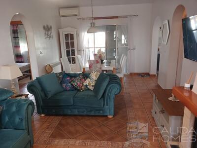Villa Lavender : Resale Villa in La Piedra Amarilla, Almería