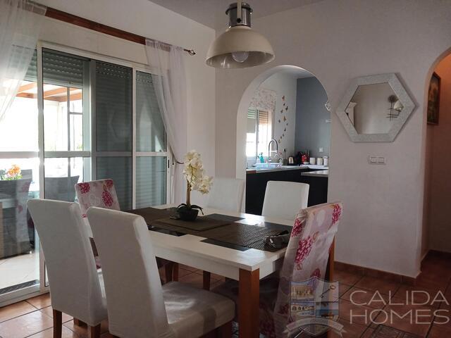 Villa Lavender : Resale Villa for Sale in La Piedra Amarilla, Almería