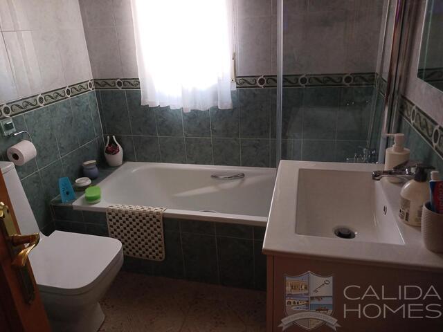 Villa Lavender : Resale Villa for Sale in La Piedra Amarilla, Almería