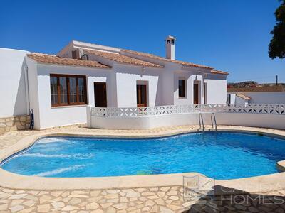 Villa Lemon Tree: Resale Villa in Arboleas, Almería