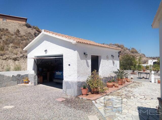 Villa Leo: Revente Villa à vendre dans Cantoria, Almería