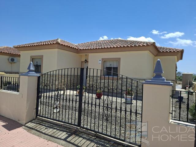 Villa Limon : Resale Villa for Sale in Partaloa, Almería