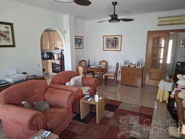 Villa Limon : Resale Villa for Sale in Partaloa, Almería