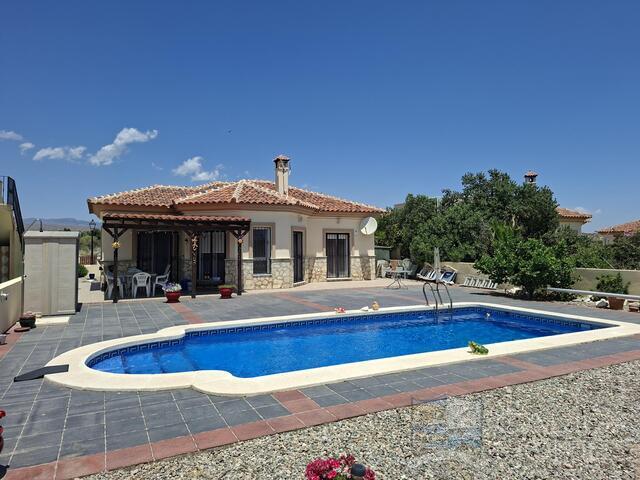 Villa Limon : Resale Villa for Sale in Partaloa, Almería